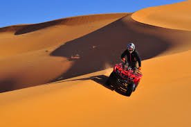 Quad dans le Désert